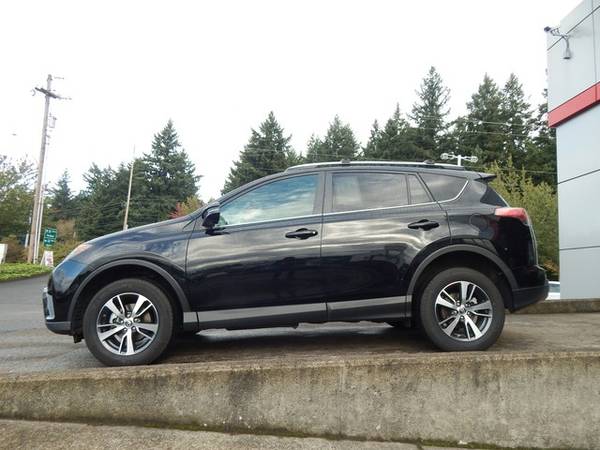 2017 Toyota RAV4 All Wheel Drive Certified RAV 4 XLE AWD SUV for sale in Vancouver, WA – photo 3