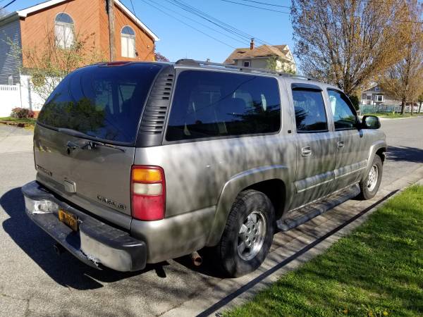 2003 chevy suburban LT 1500 dlx model for sale in Freeport, NY – photo 5