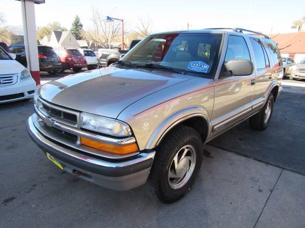 2001 Chevrolet Blazer - Financing Available! - cars & trucks - by... for sale in Colorado Springs, CO – photo 3