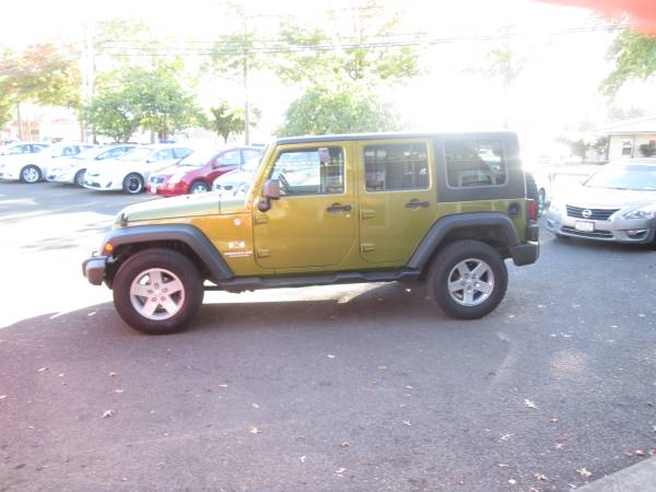 FM Jones ands Sons Jeep Sahara 4-Door - cars & trucks - by dealer -... for sale in Eugene, OR – photo 4