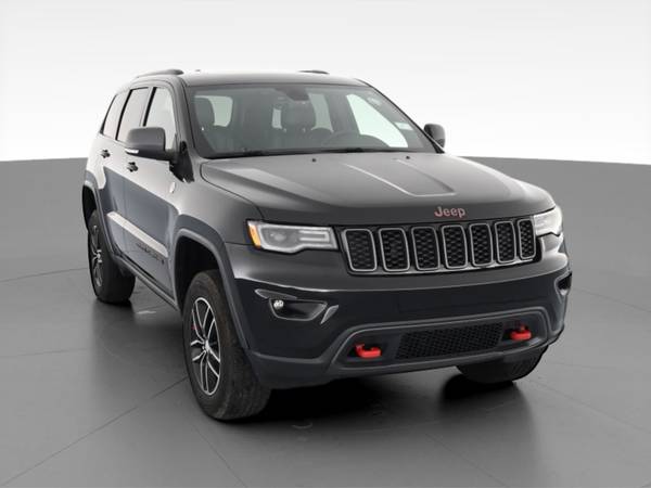 2018 Jeep Grand Cherokee Trailhawk Sport Utility 4D suv Black for sale in Raleigh, NC – photo 16