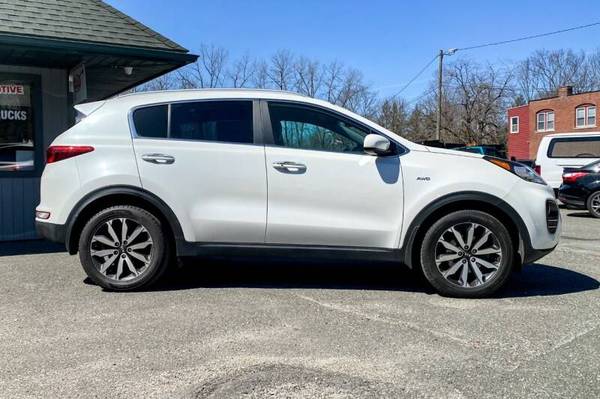 37k MILES! 2017 Kia Sportage EX AWD SUV 4CYL AUTOMATIC - cars & for sale in Pittsfield, MA – photo 2