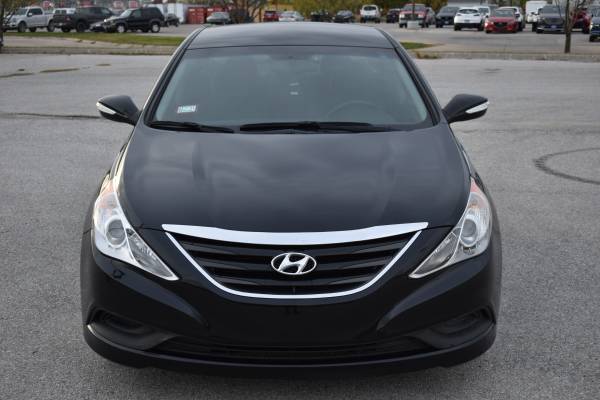 2014 Hyundai Sonata GLS ***59K MILES ONLY*** - cars & trucks - by... for sale in Omaha, IA – photo 2