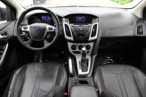 2013 Ford Focus SE - cars & trucks - by dealer - vehicle automotive... for sale in Crest Hill, IL – photo 11