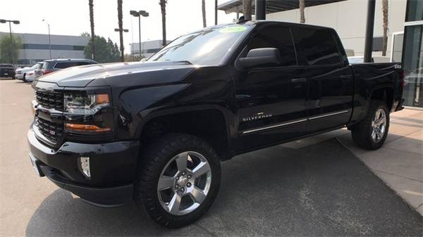 2018 Chevrolet Silverado 1500 Crew Cab With ONLY 15K Miles - cars &... for sale in Fresno, CA – photo 8