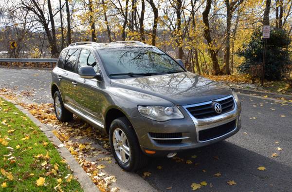 Car Sale_VW TOUAREG - cars & trucks - by owner - vehicle automotive... for sale in Piscataway, NJ – photo 10