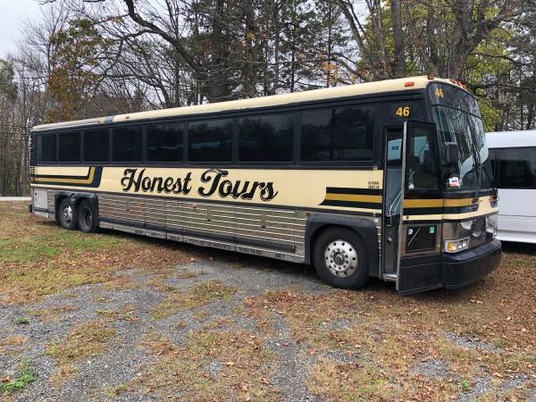 Mci 55 passenger Bus for sale in North Franklin, CT – photo 8