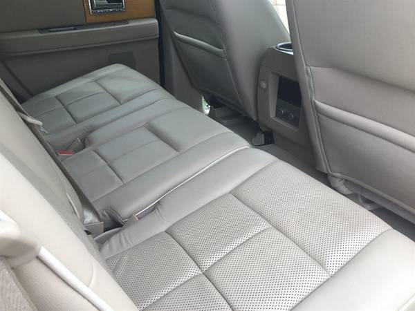 2008 Lincoln Navigator - Lowest Miles / Cleanest Cars In FL - cars &... for sale in Fort Myers, FL – photo 11