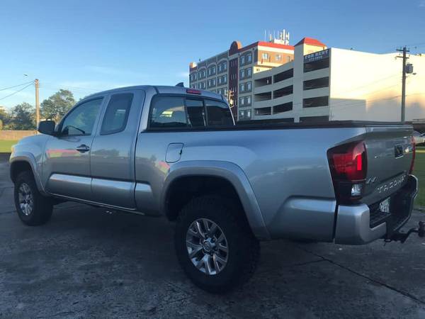 ♛ ♛ 2018 Toyota Tacoma Access Cab 4X4 ♛ ♛ - cars & trucks - by dealer for sale in Other, Other – photo 4