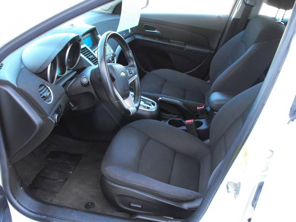 2014 Chevy Cruze LT CLEAN - - by dealer - vehicle for sale in Farmington, MI – photo 8