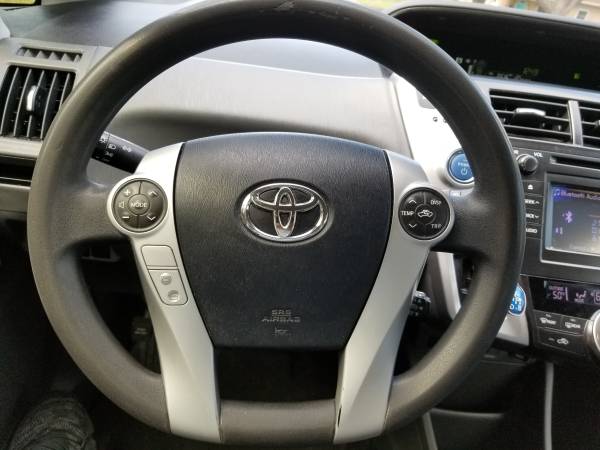 2012 Toyota Prius V - cars & trucks - by owner - vehicle automotive... for sale in SAINT PETERSBURG, FL – photo 19