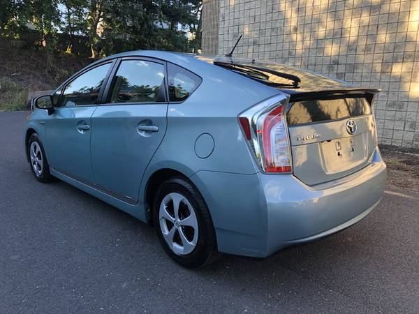 2015 TOYOTA PRIUS II * ONE OWNER * SERVICED * - cars & trucks - by... for sale in philadephia, PA – photo 5