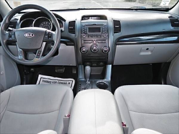 2011 Kia Sorento AWD 4dr V6 LX (COMES WITH 3MON-3K MILES WARRANTY) for sale in Gladstone, OR – photo 17