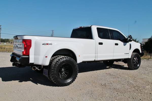 2019 FORD F-350 XLT 4X4*POWERSTOKE*FUELS*MUD TIRES*RANCH... for sale in Liberty Hill, IL – photo 12