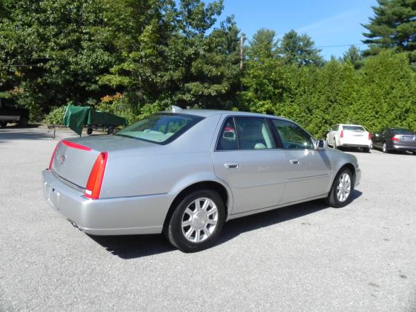 2010 CADILLAC DTS for sale in Granby, MA – photo 7