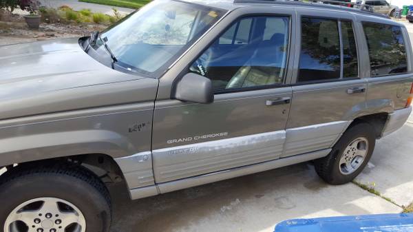 Non-Op,Clean Title 1997 Jeep grand cherokee laredo for sale for sale in Palmdale, CA – photo 2