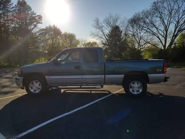 2006 GMC Sierra 1500 4x4 Extended Cab Pickup Truck for sale in Spring Grove, PA – photo 9