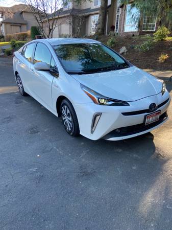**2019 Toyota Prius XLE AWD-e** - cars & trucks - by owner - vehicle... for sale in Vancouver, OR – photo 8