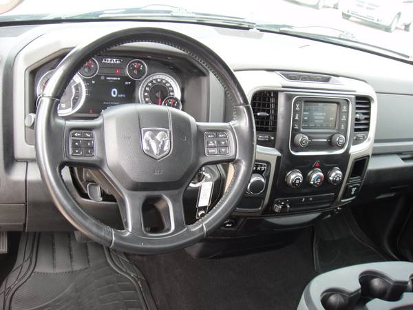 2014 RAM 1500 Big Horn - - by dealer - vehicle for sale in Glen Carbon, MO – photo 3