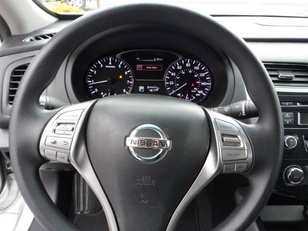 2015 Nissan Altima S - Only 22,000 Miles - for sale in western mass, MA – photo 6