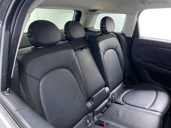 2017 MINI Countryman Cooper S ALL4 Hatchback 4D hatchback Gray - -... for sale in Chicago, IL – photo 19