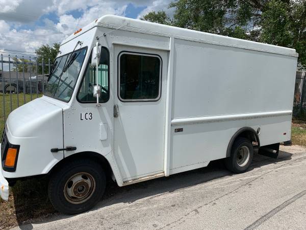2001 workhorse step van food/business truck - - by for sale in Miami, FL – photo 2