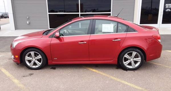 2012 Chevy Chevrolet Cruze LT with 2LT hatchback Red for sale in Thorp, WI – photo 3
