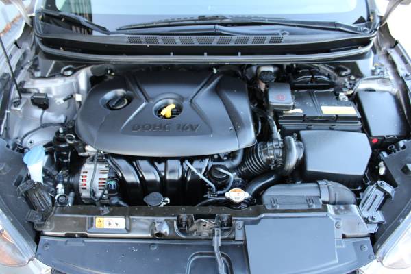 2015 Hyundai Elantra SE 4dr Sedan, Low Miles, Great on Gas - cars &... for sale in Omaha, NE – photo 20