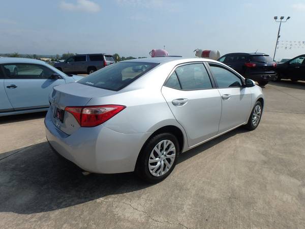 2018 Toyota Corolla LE - - by dealer - vehicle for sale in Bonne Terre, MO – photo 9