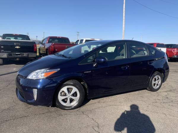 2015 TOYOTA PRIUS - cars & trucks - by dealer - vehicle automotive... for sale in Chenoa, IL – photo 4