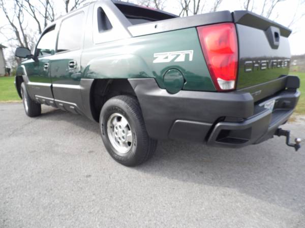 2002 Chevy Avalanche Z71 4x4 - cars & trucks - by owner - vehicle... for sale in Georgetown, KY – photo 3