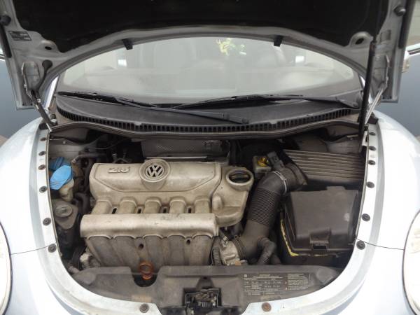 2010 VOLKSWAGON BEETLE - - by dealer - vehicle for sale in Lima, OH – photo 11