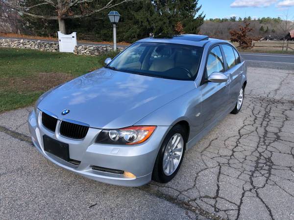 BMW 325XI, 6 SPEED MANUAL! SUPER CLEAN! - cars & trucks - by dealer... for sale in Attleboro, MA – photo 3