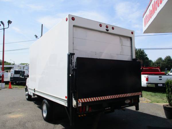 2013 Chevrolet Express G3500 14 FOOT BOX TRUCK W/ LIFTGATE for sale in south amboy, NJ – photo 3