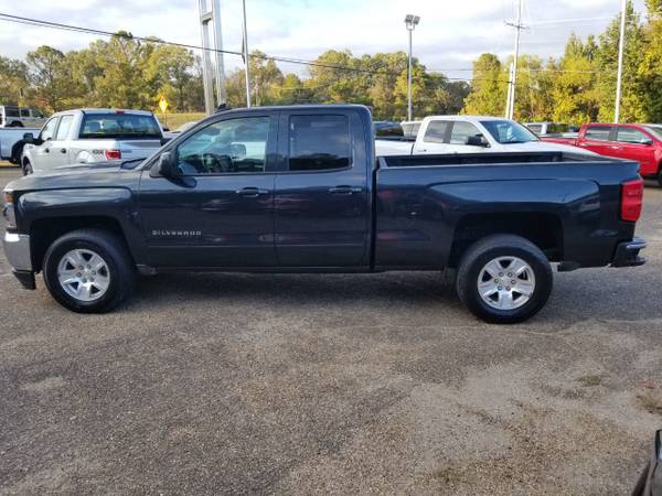 2018 *Chevrolet* *Silverado 1500* *DOUBLE CAB ONE OWNER - cars &... for sale in Vicksburg, MS – photo 7