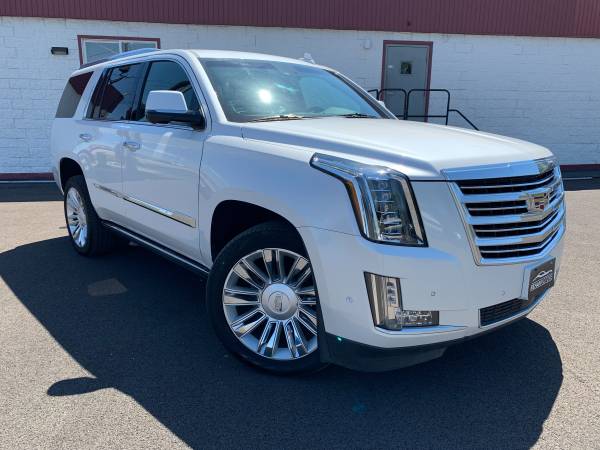 2017 CADILLAC ESCALADE PLATINUM 4X4 4DR SUV - - by for sale in Springfield, IL – photo 3