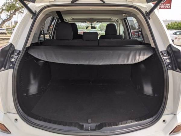 2016 Toyota RAV4 XLE - - by dealer - vehicle for sale in San Antonio, TX – photo 23