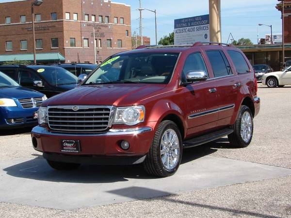 2007 Chrysler Aspen 4WD . APR as low as 2.9%. As low as $600 down. for sale in South Bend, IN – photo 2