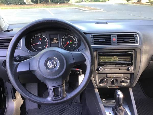 2014 Volkswagen Jetta SE!! New Tires!! Runs Perfect!! - cars &... for sale in Charlotte, NC – photo 15