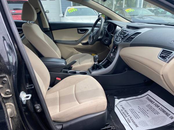 2015 HYUNDAI ELANTRA - - by dealer - vehicle for sale in milwaukee, WI – photo 3