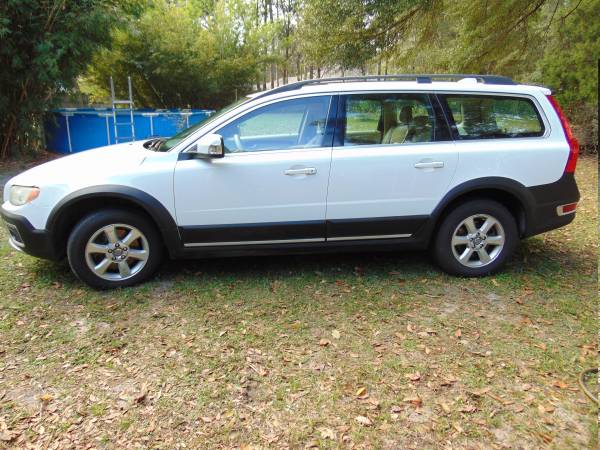 Volvo XC 70 - cars & trucks - by owner - vehicle automotive sale for sale in Gainesville, FL – photo 2