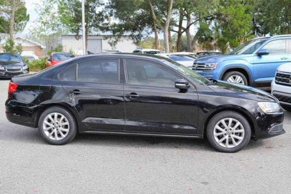 *2011* *Volkswagen* *Jetta* *2.5L SE* - cars & trucks - by dealer -... for sale in St. Augustine, FL – photo 2