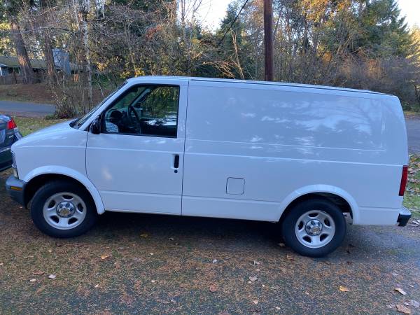 Astro Cargo Van - cars & trucks - by owner - vehicle automotive sale for sale in Bellevue, WA – photo 2