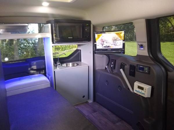 Camper Van 2019 Garageable Mini-T Solar Warranty Microwave wifi for sale in Lake Crystal, OH – photo 15