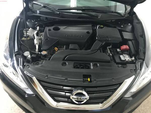 2017 Nissan Altima 2.5 SV (2017.5) Sedan 4D FWD for sale in Pensacola, FL – photo 11