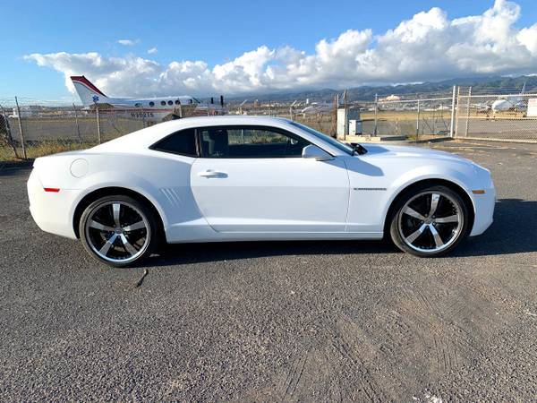 2011 *Chevrolet* *Camaro* *2dr Coupe 1LS* White - cars & trucks - by... for sale in Honolulu, HI – photo 8