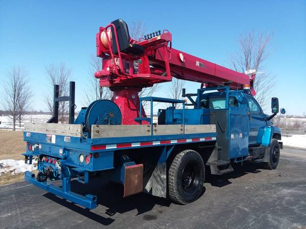 2007 GMC C7500 47 Sheave Height Altec Diesel 120k mi Digger Derrick for sale in Gilberts, WI – photo 3