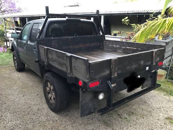 2011 Nissan frontier pro4x flatbed truck for sale in Naalehu, HI – photo 3