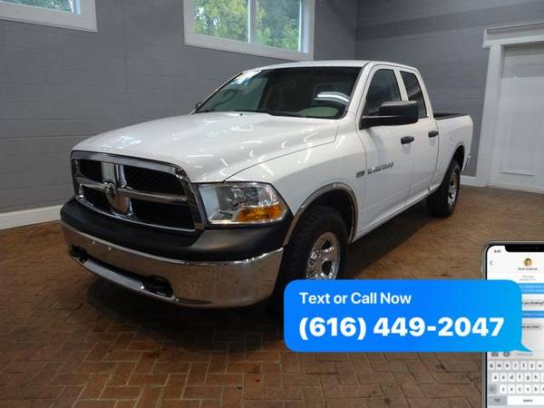 2011 RAM 1500 4WD Crew Cab 140.5 ST - We Finance! All Trades A for sale in Wyoming , MI – photo 3