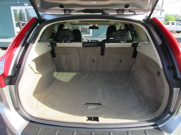 2011 VOLVO XC60 PREMIUM WITH ONLY 83K MILES - - by for sale in Vancouver, OR – photo 16
